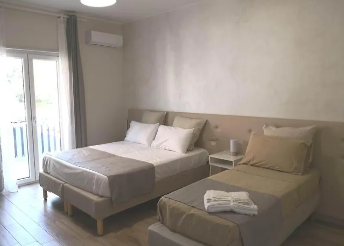 Alojamento de Acomodação e Pequeno-almoço Michelangelo Rossano